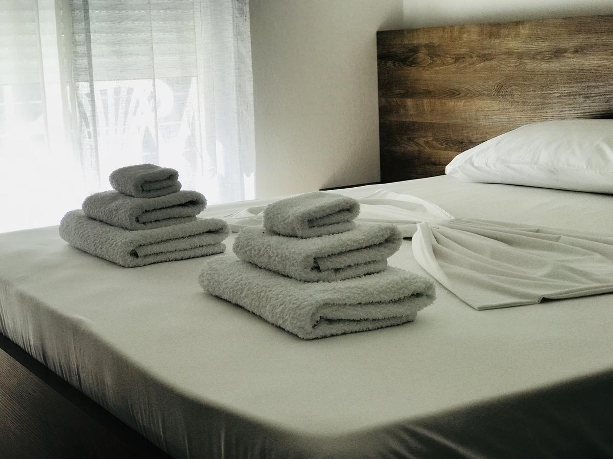 Viktoria'S Apartments Shengjin Ngoại thất bức ảnh