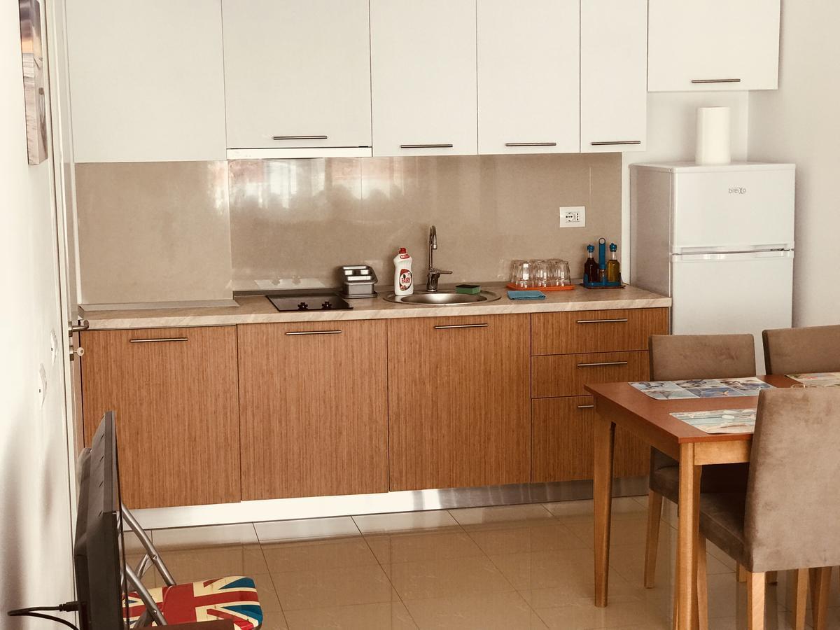 Viktoria'S Apartments Shengjin Ngoại thất bức ảnh